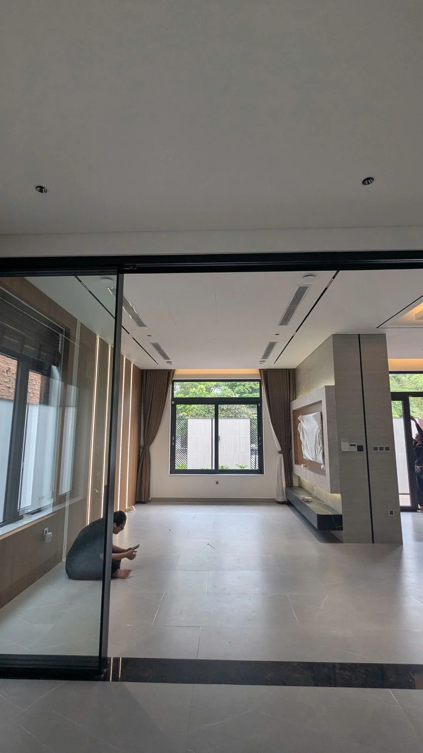 Lắp đặt hệ thống điều hoà không khí; hệ thống cấp khí tươi - biệt thự phố Thủ Dầu Một