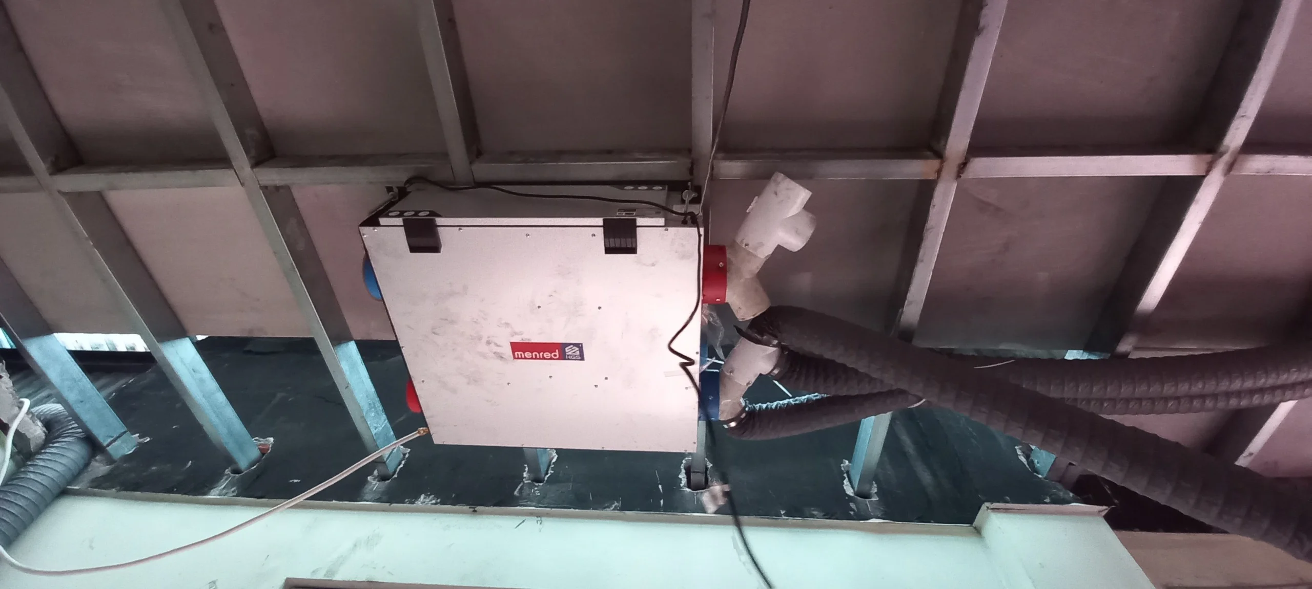 Điện máy ELC hoàn thành hệ thống lọc, cấp khí tươi thu hồi nhiệt Menred Hagisu cho văn phòng Khu xử lý rác thải Tóc Tiên – Bà Rịa Vũng Tàu