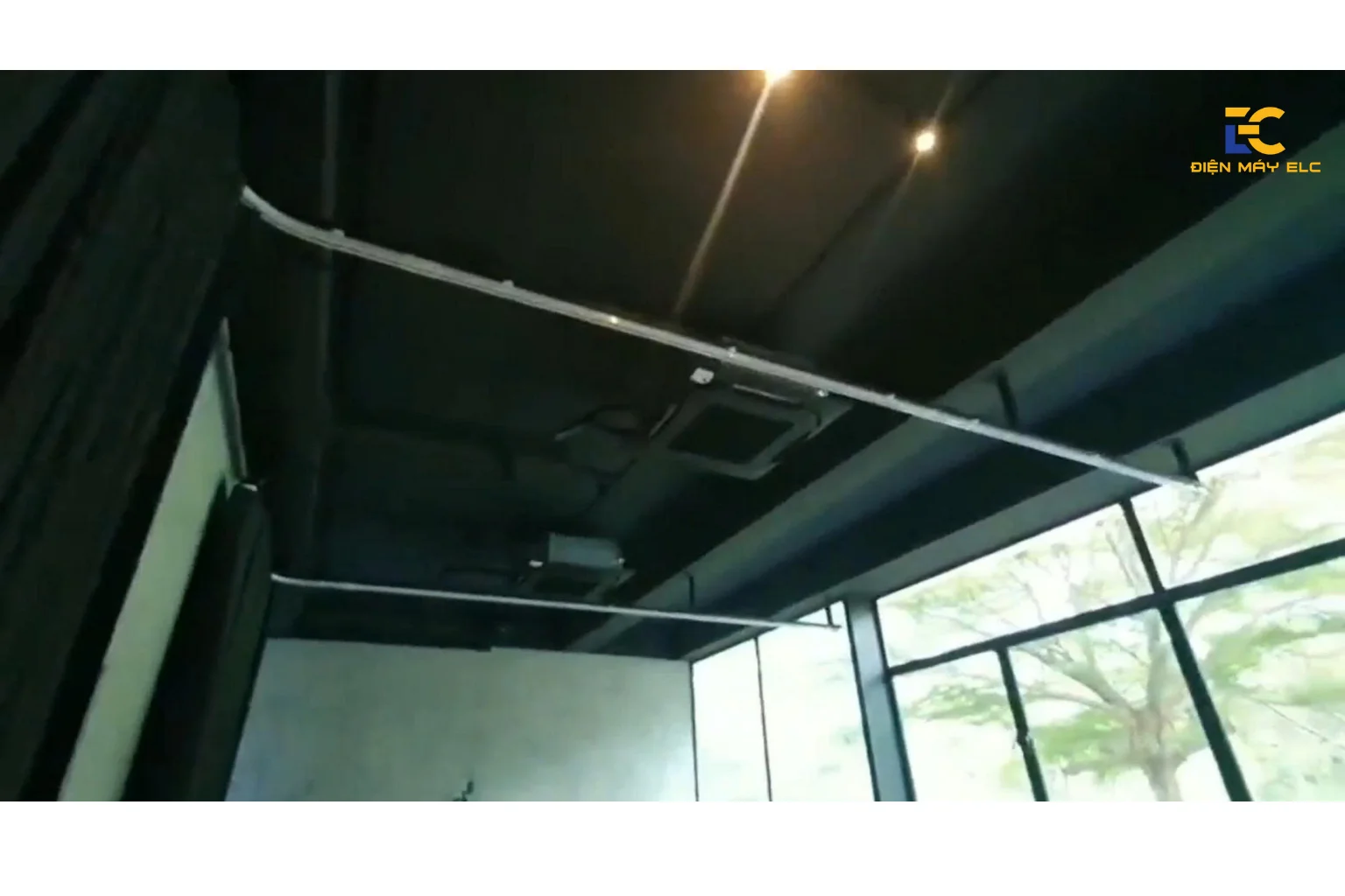 Điện máy ELC hoàn thành hệ thống điều hòa không khí âm trần Cassette Daikin Inverter cho nhà hàng tại 05 Đại lộ Bình Dương