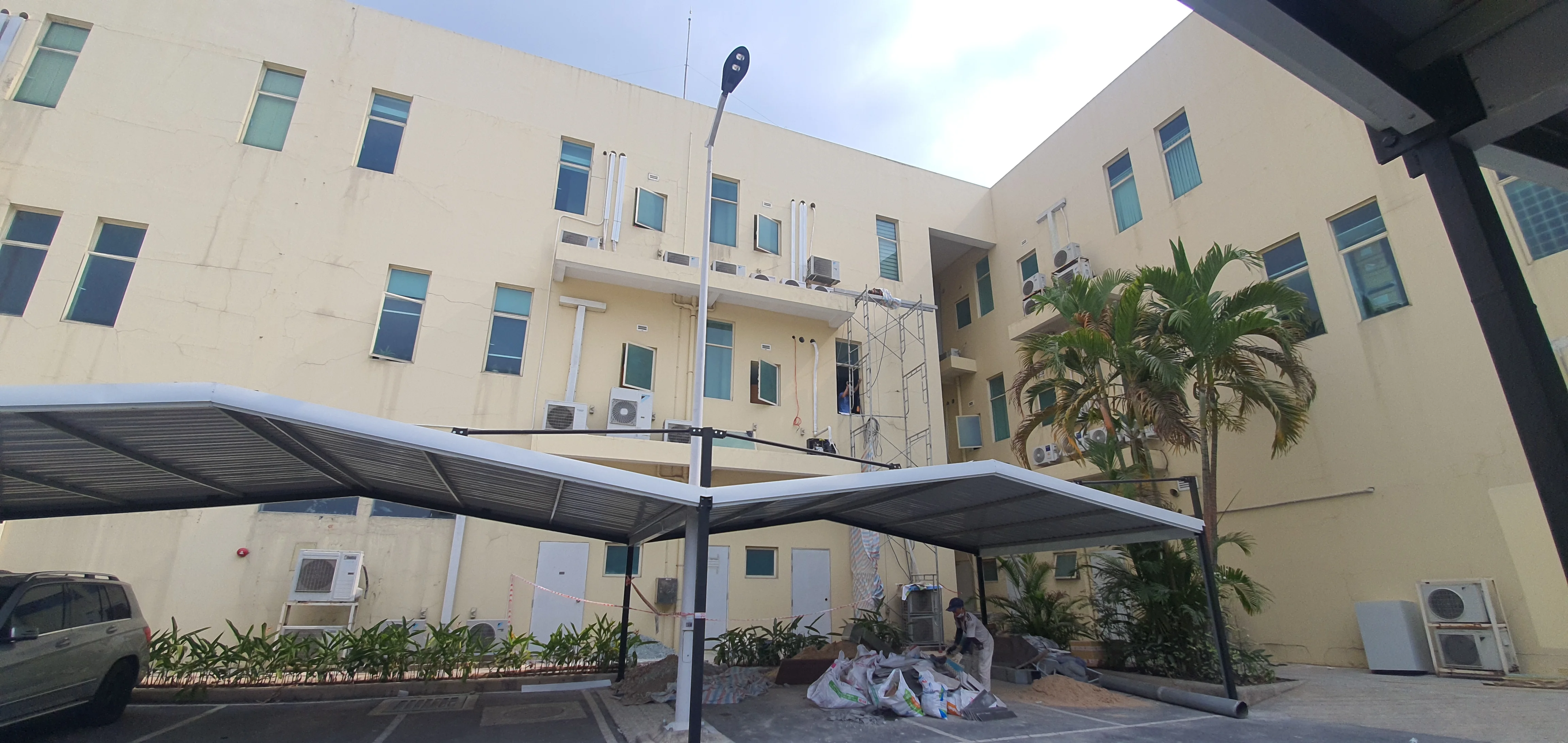 Điện máy ELC hoàn thành hệ thống điều hòa không khí âm trần Cassette Daikin Inverter cho nhà hàng tại 05 Đại lộ Bình Dương