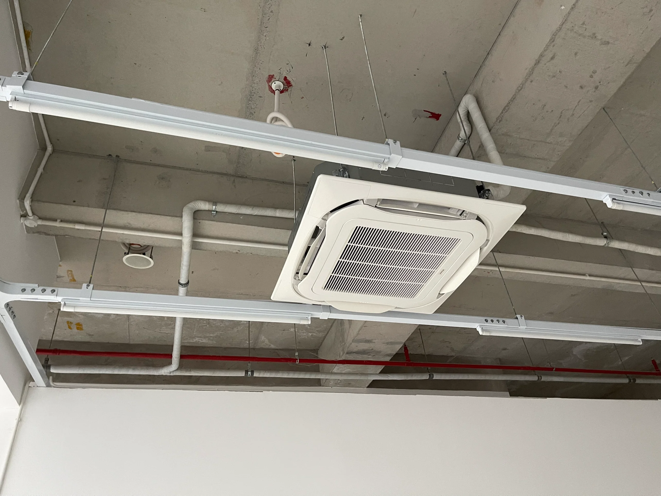 Điện máy ELC hoàn thành hệ thống máy lạnh âm trần cassette Daikin Inverter cho Shophouse AKARI CITY – Bình Tân