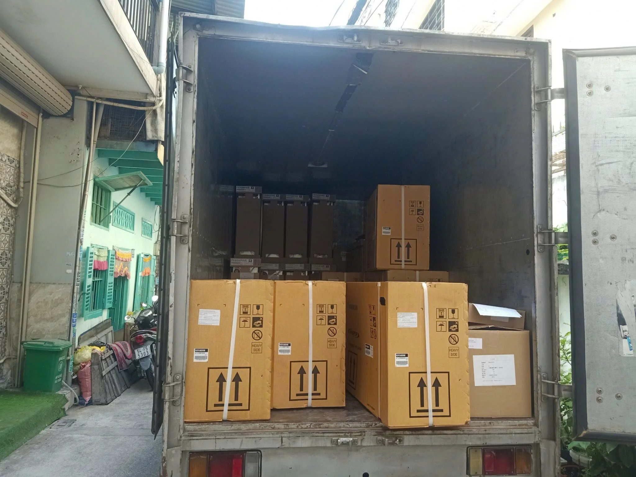 Điện máy ELC hoàn thành hệ thống điều hòa giấu trần Daikin và lọc, cấp khí tươi Menred Hagisu cho nhà phố Nguyễn Thông, Quận 3
