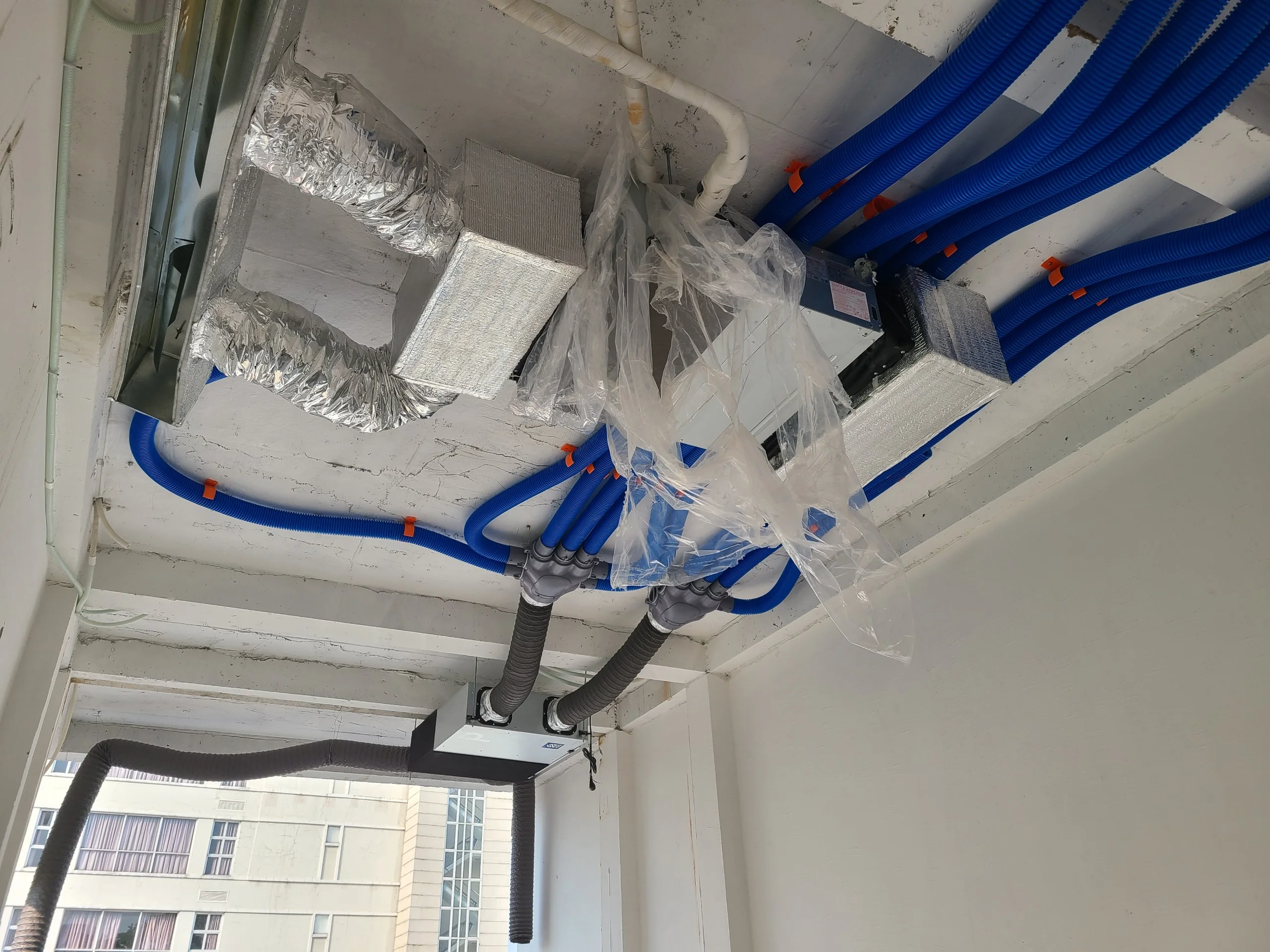 Điện máy ELC hoàn thành hệ thống điều hòa giấu trần Daikin và lọc, cấp khí tươi Menred Hagisu cho nhà phố Nguyễn Thông, Quận 3