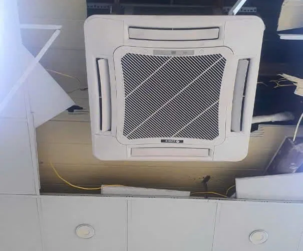 Điện máy ELC hoàn thành lắp đặt hệ thống máy lạnh âm trần Cassette Daikin cho shop thời trang tại Long Khánh, Đồng Nai