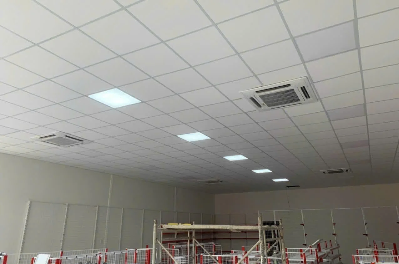 Điện máy ELC hoàn thành lắp đặt hệ thống máy lạnh âm trần Cassette Reetech cho Shop Dr. Sữa