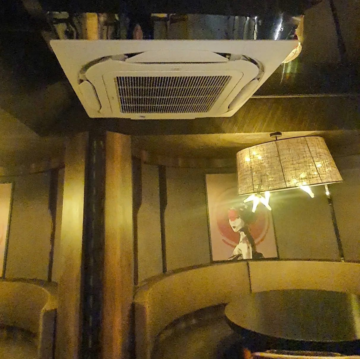 Điện máy ELC hoàn thành hệ thống máy lạnh âm trần Cassette Daikin Inverter cho Nhà hàng Nhật Takami tại Quận 1, TP.HCM