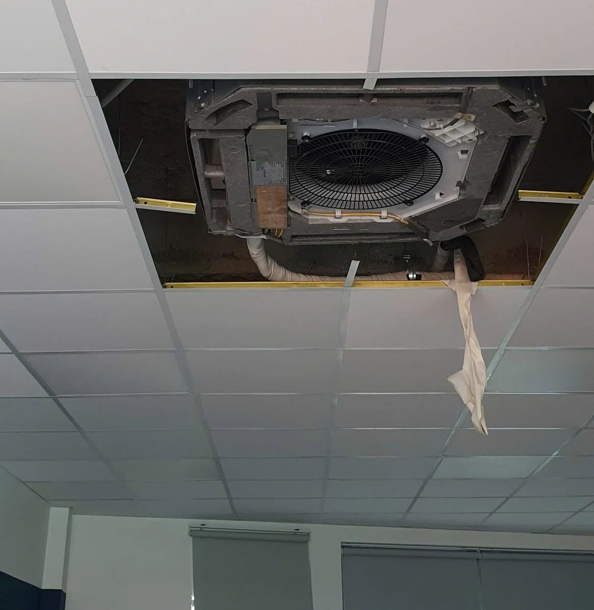 Điện máy ELC hoàn thành hệ thống điều hòa không khí Daikin cho tòa nhà văn phòng kinh doanh bất động sản tại đường Phạm Văn Đồng, Bình Thạnh