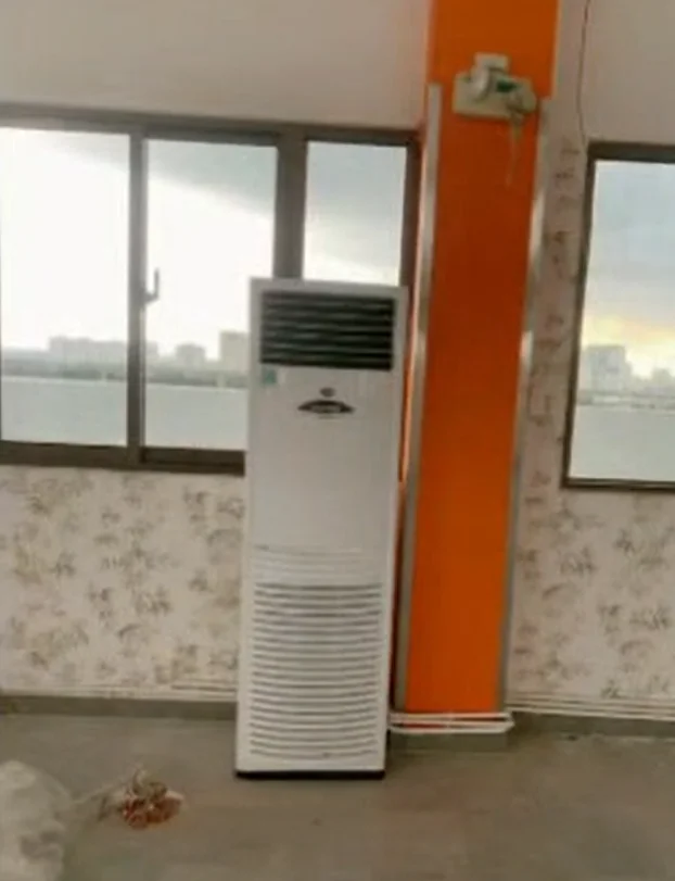 Điện máy ELC hoàn thành hệ thống máy lạnh tủ đứng Reetech cho căn tin Trường Đại học Tôn Đức Thắng, Quận 7, TP.HCM